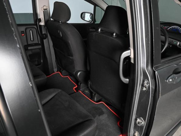 Honda Freed I с пробегом 2010 года, цена 949 000 рублей, 187900 км, компактвэн, Автокод Объявления