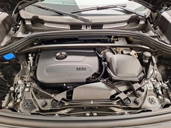 Mini Countryman III с пробегом 2024 года, цена 5 930 000 рублей, 5598 км, внедорожник, Автокод Объявления