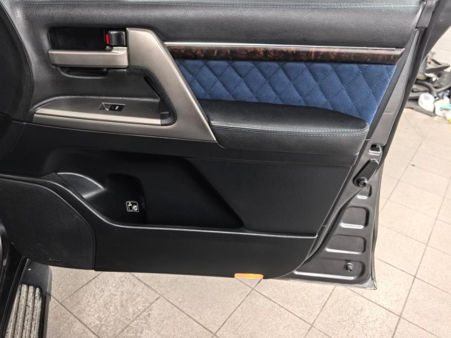 Toyota Land Cruiser 200 Series Санкт-Петербург  - изображение 27