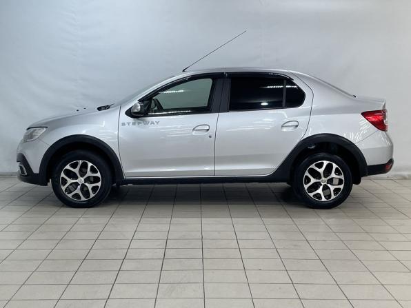 Renault Logan II Рестайлинг с пробегом 2019 года, цена 1 199 000 рублей, 98565 км, седан, Автокод Объявления