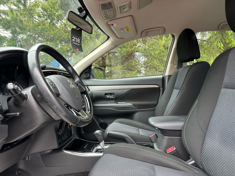 Mitsubishi Outlander III Рестайлинг 2 Санкт-Петербург  - изображение 11