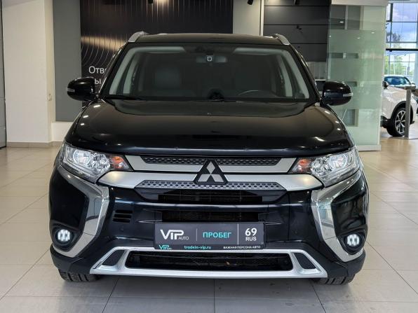 Mitsubishi Outlander III Рестайлинг 3 с пробегом 2019 года, цена 1 950 000 рублей, 122538 км, внедорожник, Автокод Объявления