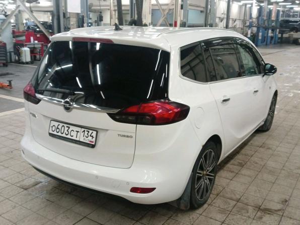 Opel Zafira C с пробегом 2013 года, цена 800 000 рублей, 209510 км, компактвэн, Автокод Объявления
