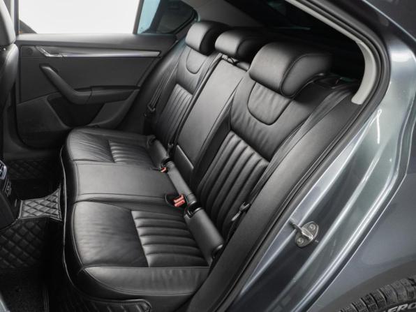 Skoda Octavia III (A7) Рестайлинг с пробегом 2020 года, цена 2 675 000 рублей, 102071 км, лифтбек, Автокод Объявления