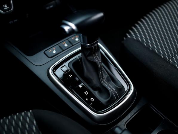 Kia Rio IV с пробегом 2018 года, цена 1 359 000 рублей, 154150 км, седан, Автокод Объявления