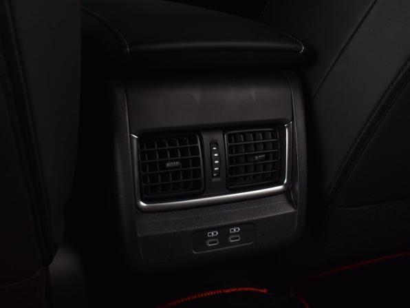 Toyota Camry IX (XV80) China Market с пробегом 2025 года, цена 4 434 995 рублей, 11 км, седан, Автокод Объявления