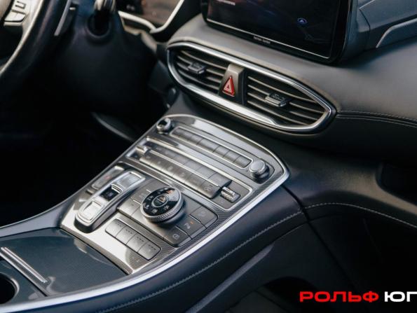 Hyundai Santa Fe IV Рестайлинг с пробегом 2021 года, цена 3 648 000 рублей, 76622 км, внедорожник, Автокод Объявления