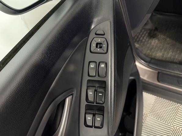 Hyundai ix35 I с пробегом 2011 года, цена 1 150 000 рублей, 180000 км, внедорожник, Автокод Объявления