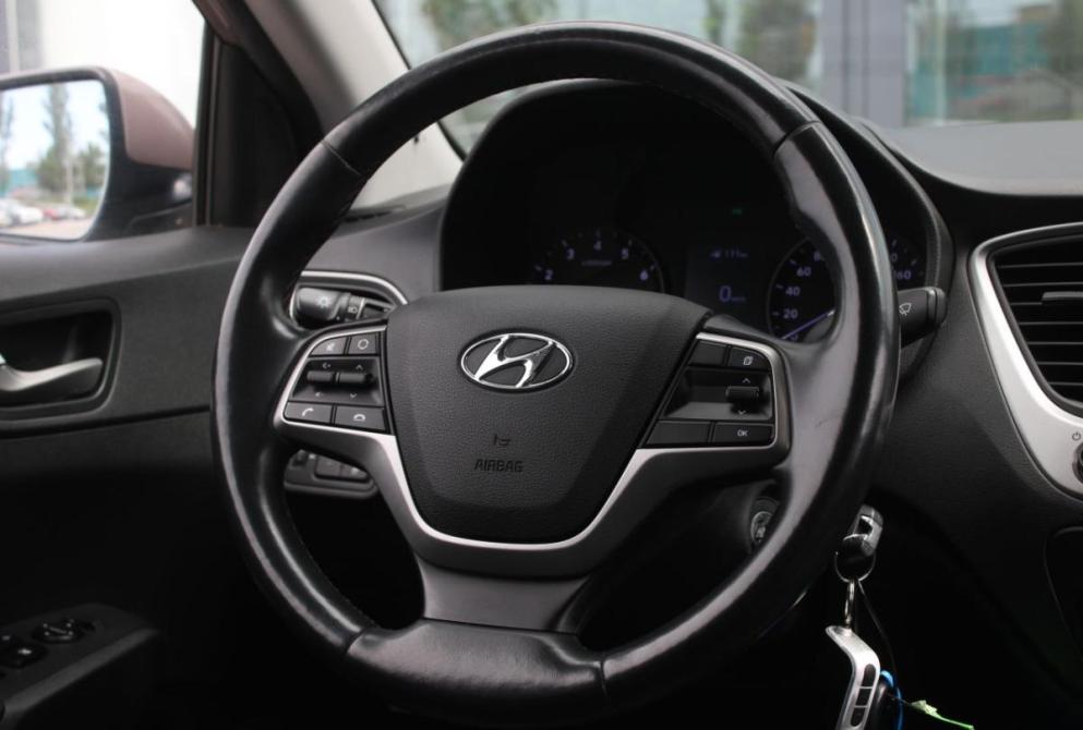 Hyundai Solaris II Саратов  - изображение 21