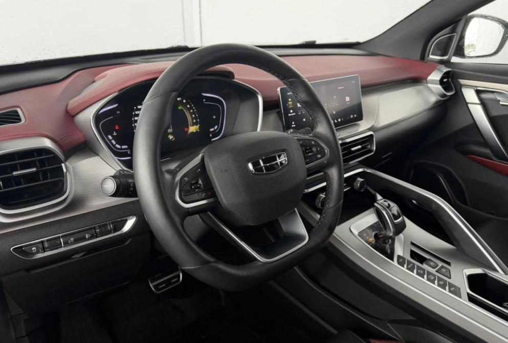 Geely Coolray I Киров  - изображение 17
