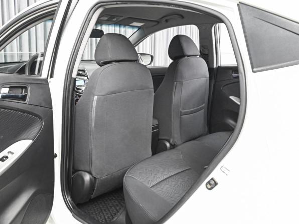 Hyundai Solaris I с пробегом 2013 года, цена 779 000 рублей, 117613 км, седан, Автокод Объявления