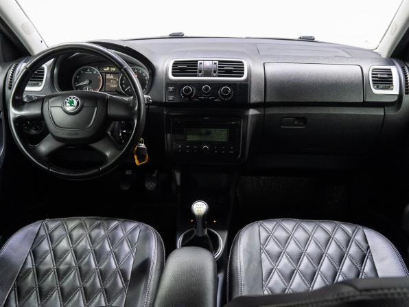 Skoda Fabia II с пробегом 2010 года, цена 715 000 рублей, 80021 км, хэтчбек, Автокод Объявления