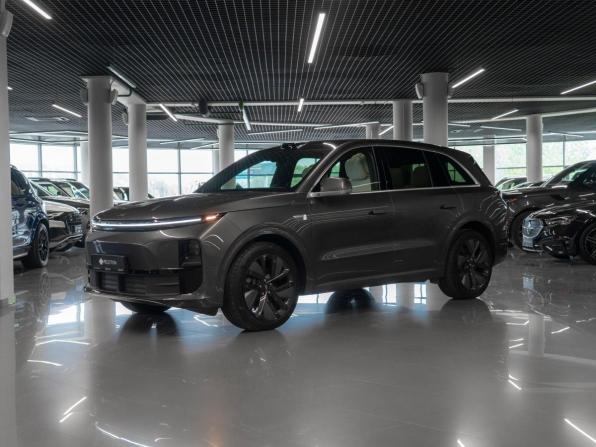Li Auto (Lixiang) L6 с пробегом 2024 года, цена 6 500 000 рублей, 50 км, внедорожник, Автокод Объявления