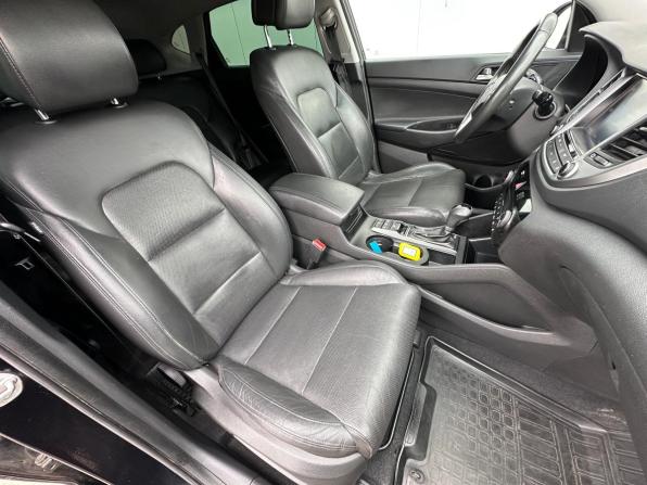 Hyundai Tucson III с пробегом 2017 года, цена 2 150 000 рублей, 103472 км, внедорожник, Автокод Объявления