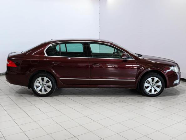 Skoda Superb II с пробегом 2012 года, цена 1 019 000 рублей, 237808 км, лифтбек, Автокод Объявления
