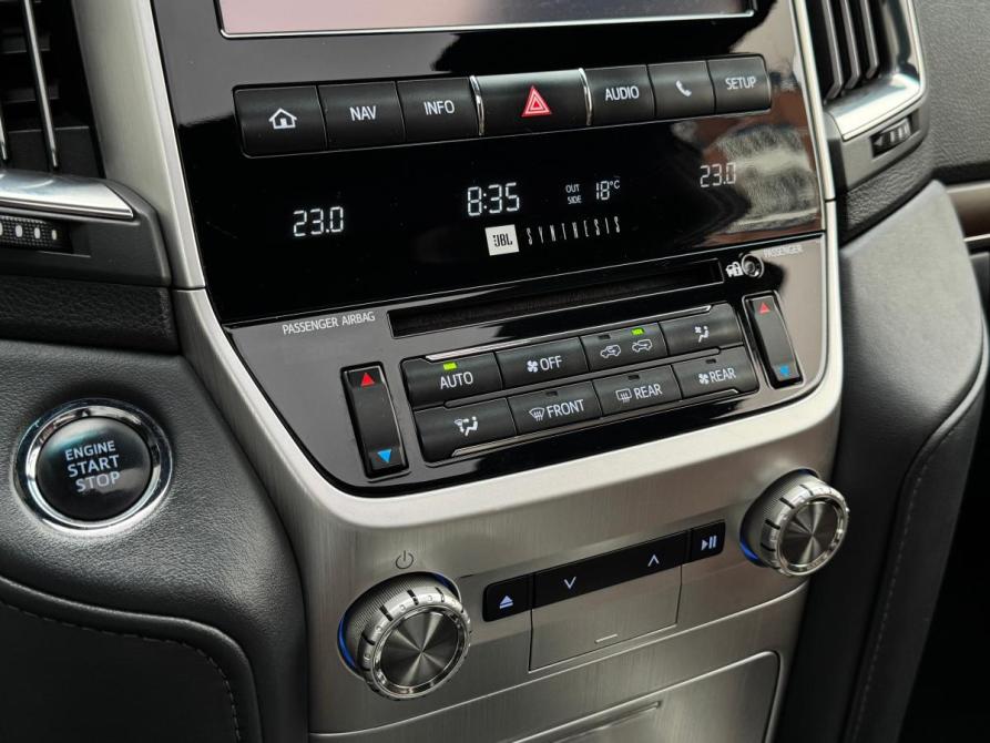 Toyota Land Cruiser 200 Series Рестайлинг 2 Иркутск  - изображение 20