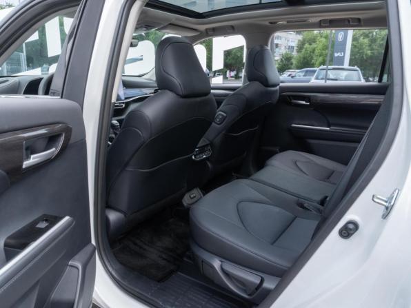 Toyota Highlander IV (XU70) с пробегом 2025 года, цена 5 569 000 рублей, 57 км, внедорожник, Автокод Объявления