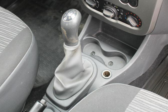 Renault Sandero I с пробегом 2013 года, цена 505 000 рублей, 120000 км, хэтчбек, Автокод Объявления