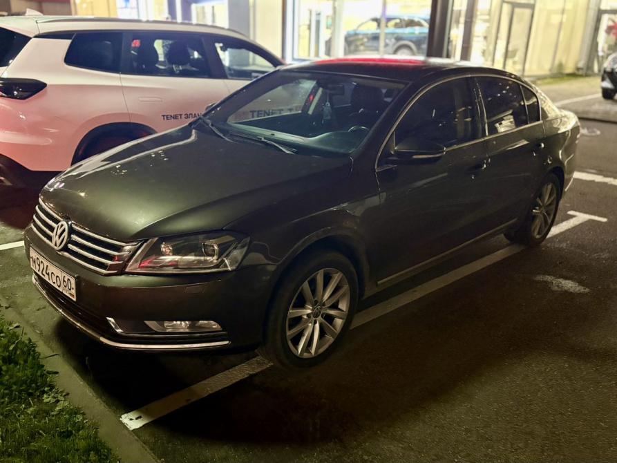 Volkswagen Passat B7 Санкт-Петербург  - изображение 1