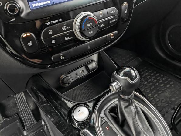 Kia Soul II Рестайлинг с пробегом 2017 года, цена 1 495 000 рублей, 107053 км, хэтчбек, Автокод Объявления