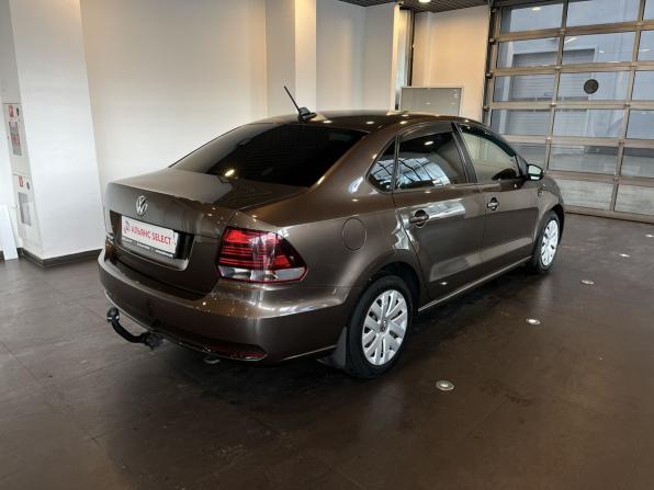 Volkswagen Polo V Рестайлинг с пробегом 2018 года, цена 1 130 000 рублей, 174935 км, седан, Автокод Объявления