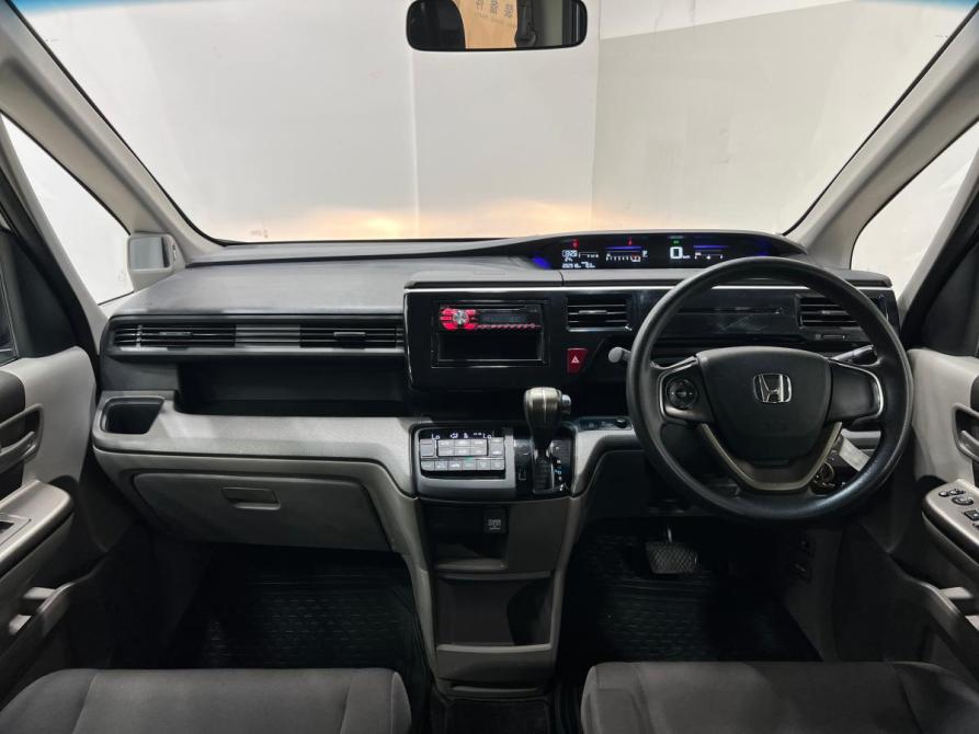 Honda Stepwgn V Кемерово  - изображение 11