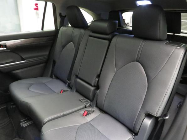 Toyota Highlander IV (XU70) с пробегом 2025 года, цена 5 940 000 рублей, 50 км, внедорожник, Автокод Объявления