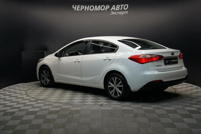 Kia Cerato III с пробегом 2015 года, цена 1 444 000 рублей, 158000 км, седан, Автокод Объявления