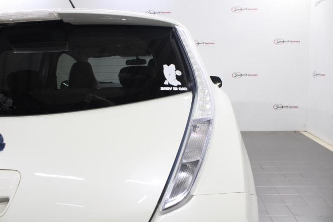 Nissan Leaf I (ZE0/AZE0) с пробегом 2012 года, цена 400 000 рублей, 80080 км, хэтчбек, Автокод Объявления