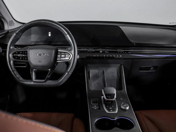 Omoda C5 I с пробегом 2022 года, цена 1 698 000 рублей, 41773 км, внедорожник, Автокод Объявления