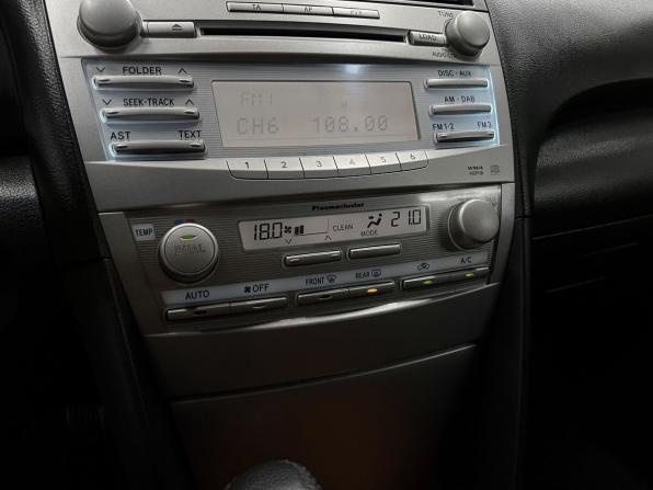 Toyota Camry VI (XV40) Рестайлинг с пробегом 2011 года, цена 1 095 000 рублей, 322494 км, седан, Автокод Объявления