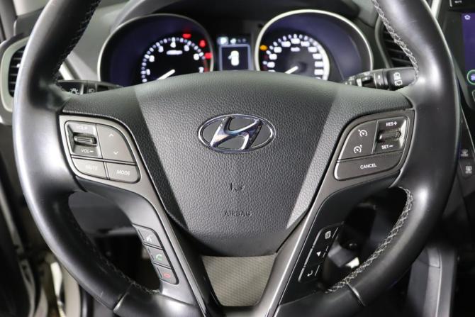 Hyundai Santa Fe III Рестайлинг с пробегом 2017 года, цена 2 349 990 рублей, 83843 км, внедорожник, Автокод Объявления