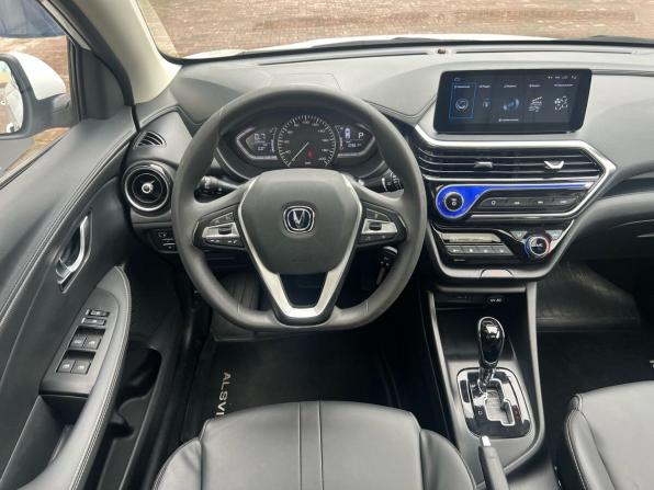 Changan Alsvin с пробегом 2023 года, цена 1 249 000 рублей, 12900 км, седан, Автокод Объявления