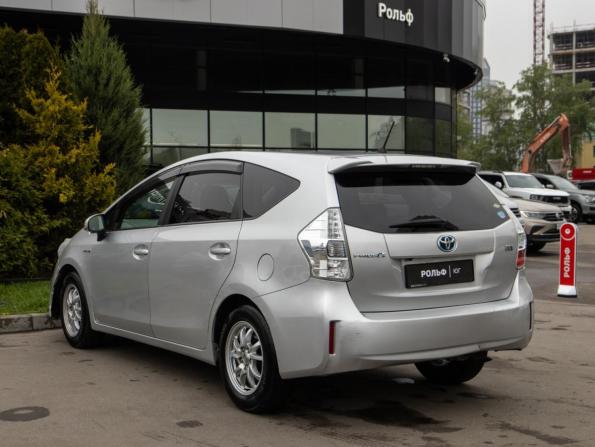 Toyota Prius III Рестайлинг (XW30) с пробегом 2012 года, цена 898 000 рублей, 305079 км, лифтбек, Автокод Объявления