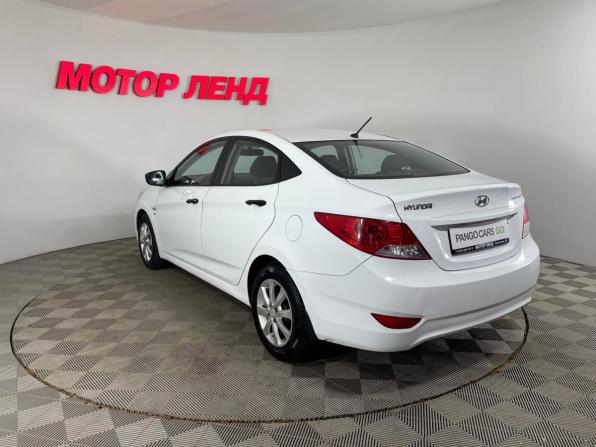 Hyundai Solaris I с пробегом 2013 года, цена 674 000 рублей, 181355 км, седан, Автокод Объявления