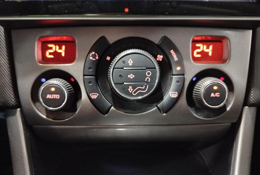 Peugeot 308 I Рестайлинг Саратов  - изображение 17