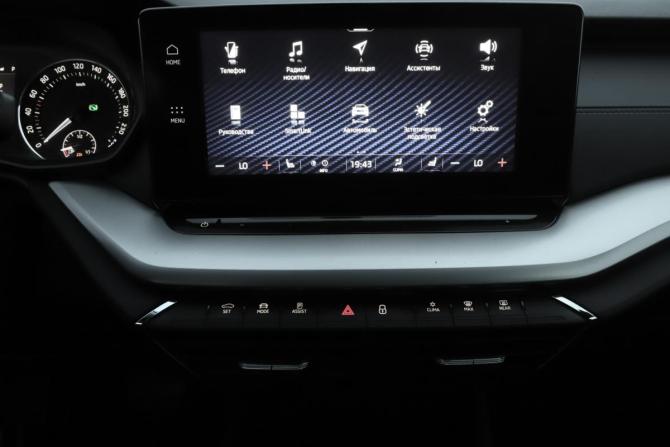Skoda Octavia IV (A8) с пробегом 2022 года, цена 2 789 000 рублей, 146105 км, лифтбек, Автокод Объявления