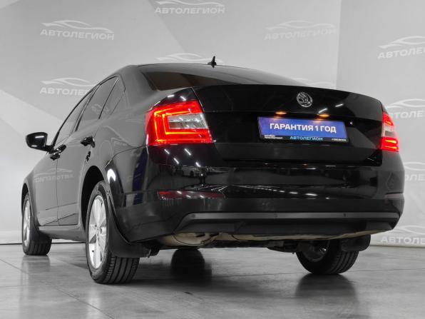 Skoda Octavia III (A7) с пробегом 2015 года, цена 1 600 000 рублей, 217204 км, лифтбек, Автокод Объявления