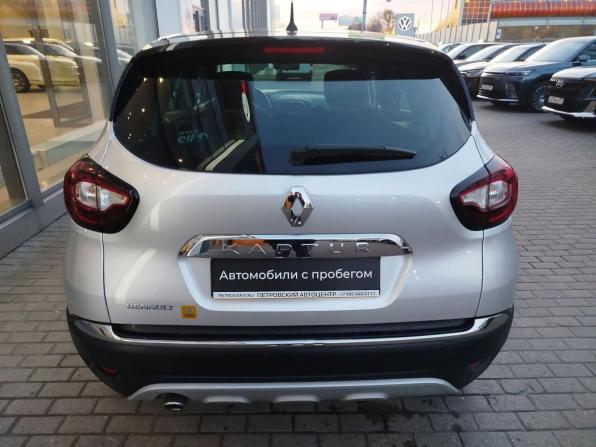 Renault Kaptur I с пробегом 2017 года, цена 1 311 000 рублей, 95778 км, внедорожник, Автокод Объявления