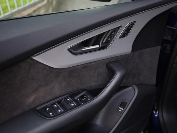 Audi Q8 I (4M) с пробегом 2019 года, цена 6 490 000 рублей, 150831 км, внедорожник, Автокод Объявления