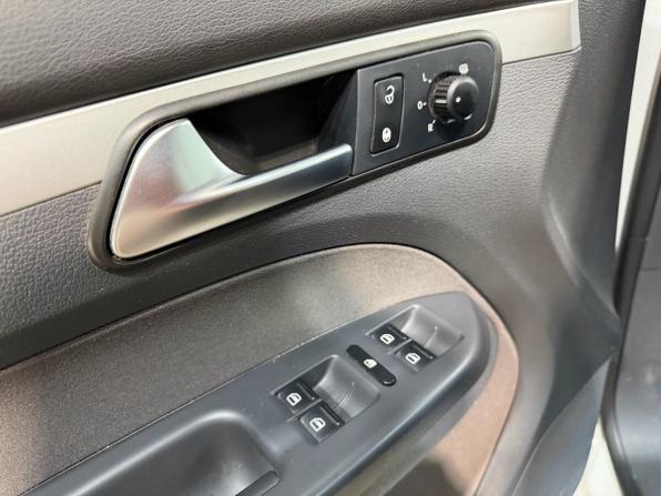 Volkswagen Touran I Рестайлинг 2 с пробегом 2011 года, цена 1 099 900 рублей, 168000 км, компактвэн, Автокод Объявления