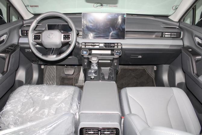 Toyota RAV4 VI (XA60) с пробегом 2026 года, цена 5 000 000 рублей, 25 км, внедорожник, Автокод Объявления