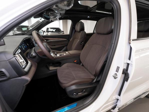 Geely Monjaro I Рестайлинг 2 с пробегом 2025 года, цена 4 180 000 рублей, 22 км, внедорожник, Автокод Объявления