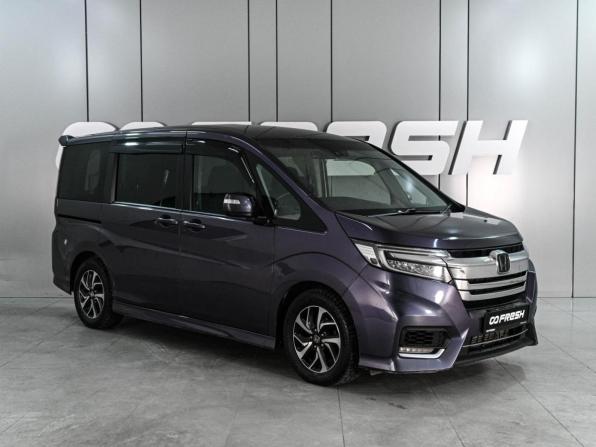 Honda Stepwgn V Рестайлинг с пробегом 2019 года, цена 1 990 000 рублей, 169945 км, минивэн, Автокод Объявления