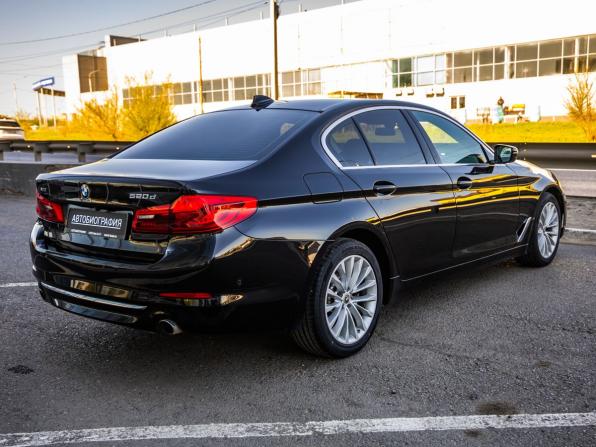 BMW 5 серии VII (G30/G31/G38) с пробегом 2019 года, цена 3 250 000 рублей, 123000 км, седан, Автокод Объявления