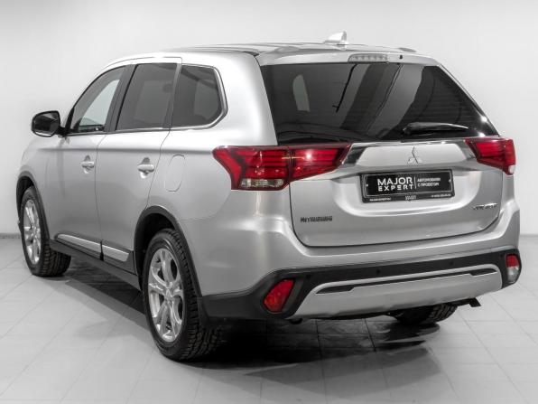 Mitsubishi Outlander III Рестайлинг 3 с пробегом 2020 года, цена 2 315 000 рублей, 46412 км, внедорожник, Автокод Объявления