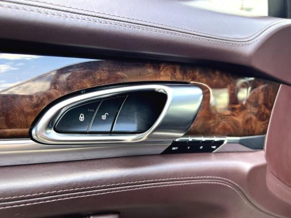 Porsche Panamera I Рестайлинг с пробегом 2013 года, цена 3 070 000 рублей, 132606 км, лифтбек, Автокод Объявления