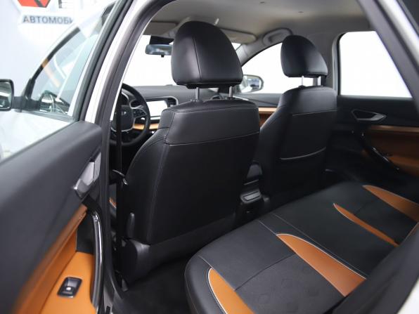 Lada (ВАЗ) Vesta I Рестайлинг (NG) с пробегом 2024 года, цена 1 580 000 рублей, 9888 км, седан, Автокод Объявления