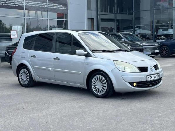 Renault Scenic II Рестайлинг с пробегом 2007 года, цена 470 000 рублей, 320012 км, минивэн, Автокод Объявления