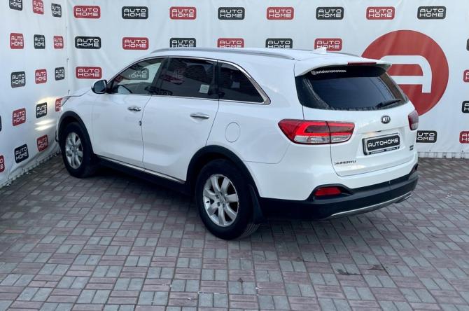 Kia Sorento II Рестайлинг с пробегом 2017 года, цена 2 270 000 рублей, 114000 км, внедорожник, Автокод Объявления